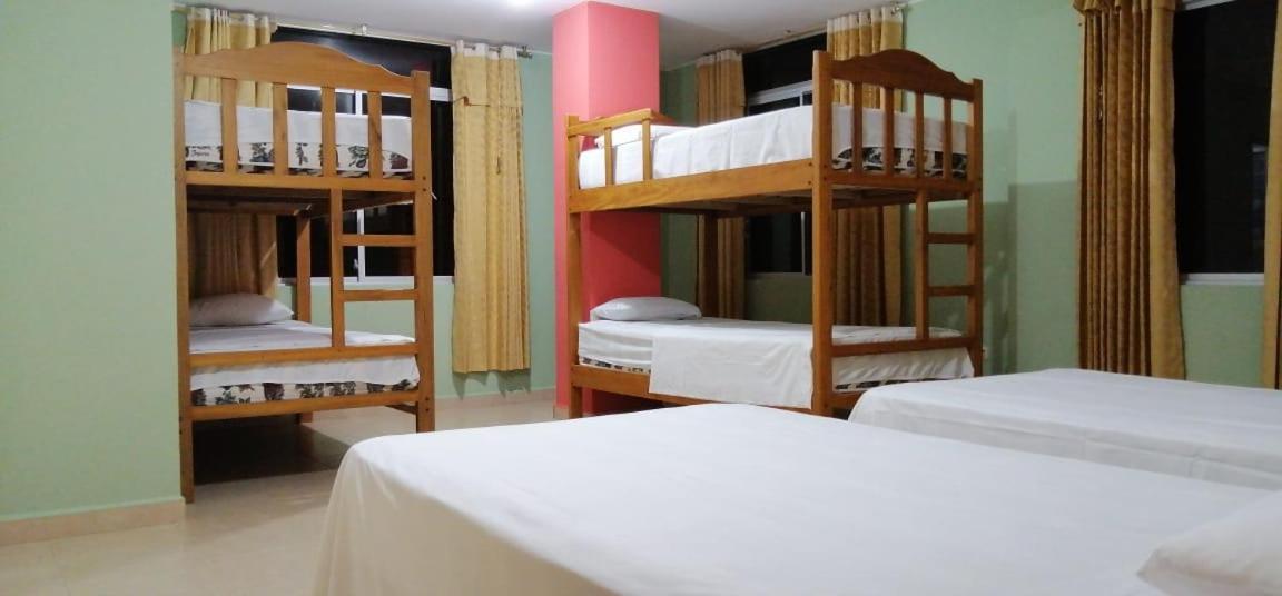Hotel Internacional En Atacames Bagian luar foto
