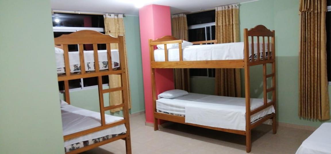 Hotel Internacional En Atacames Bagian luar foto