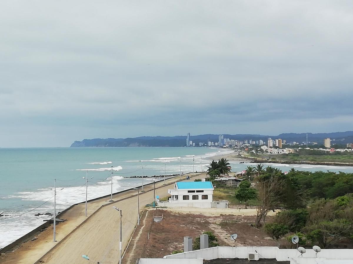 Hotel Internacional En Atacames Bagian luar foto